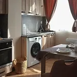 Self Check-in семеен рудин