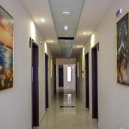 Self Check-in семеен рудин Hotel