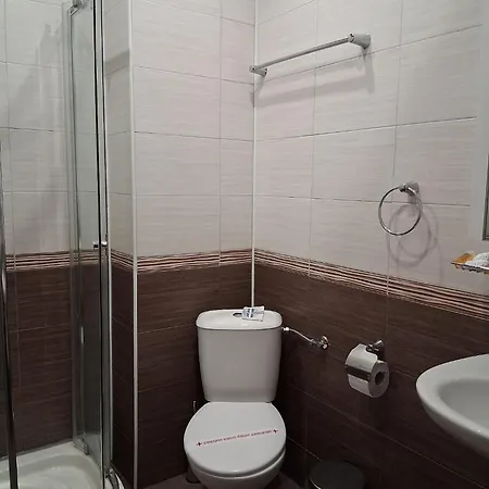 Hotel Self Check-in семеен рудин *