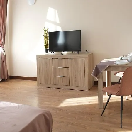 Hotel Self Check-in семеен рудин